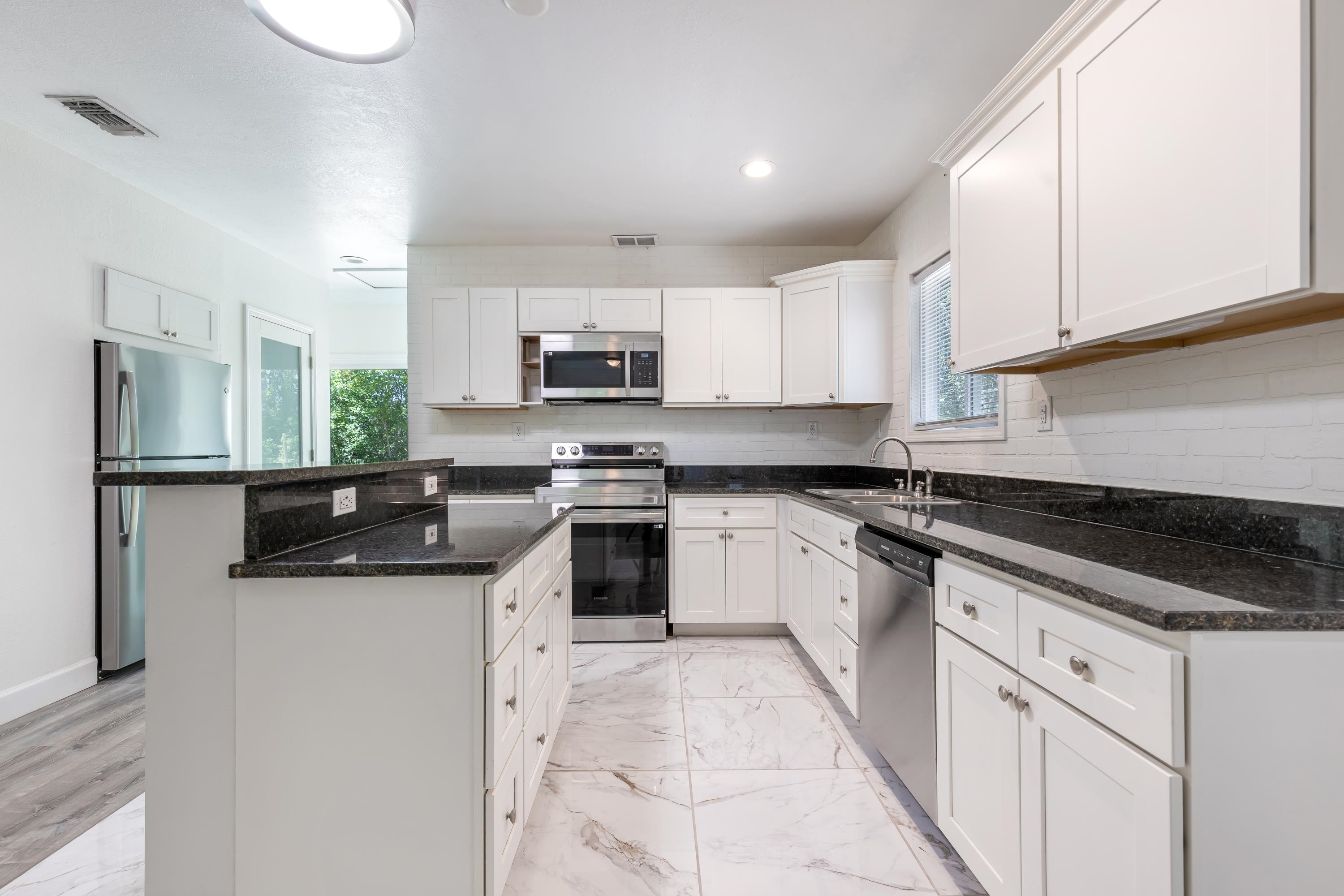 28 Kameron Drive