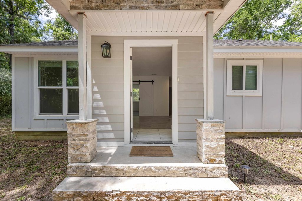 Photo of 28 Kameron Drive, Monticello, FL 32344 (MLS # 398821)