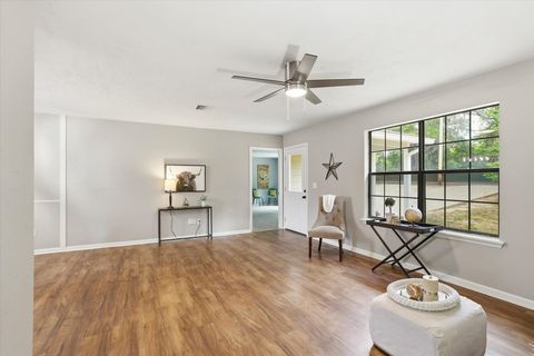 Tiny photo for 7231 Old Bainbridge Road, Tallahassee, FL 32303 (MLS # 399074)