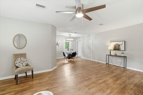 Tiny photo for 7231 Old Bainbridge Road, Tallahassee, FL 32303 (MLS # 399074)