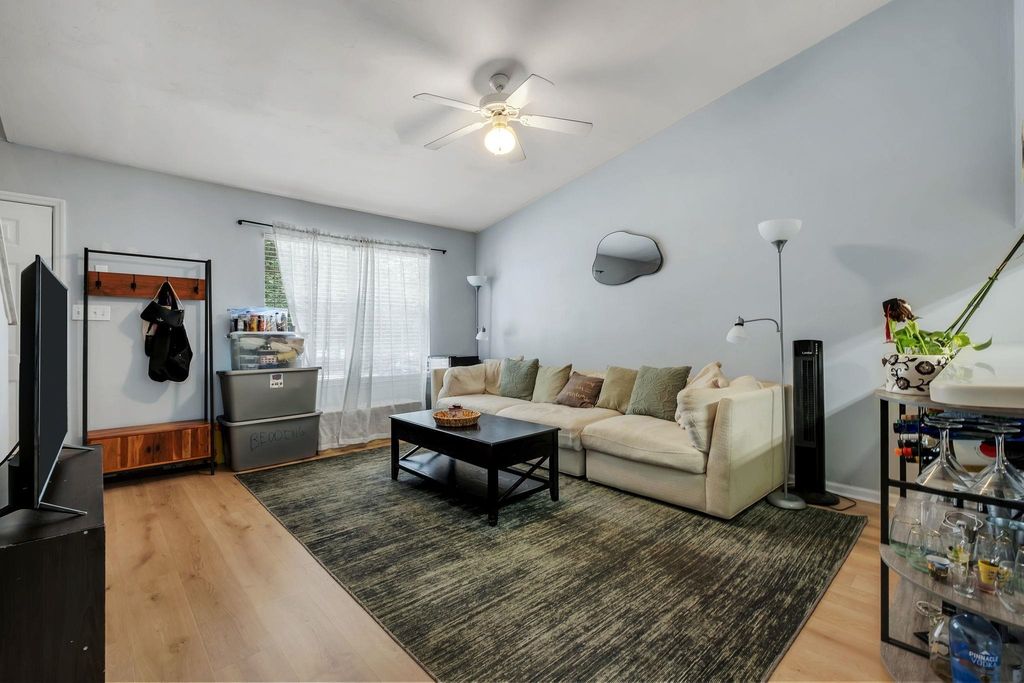 Photo of 241 Dixie Drive #103, Tallahassee, FL 32304 (MLS # 399849)