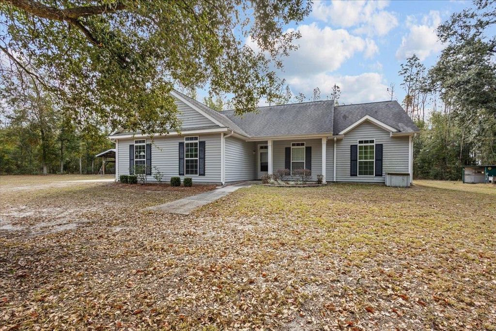 Photo of 1164 NE Juniper Drive, Lee, FL 32059 (MLS # 393965)