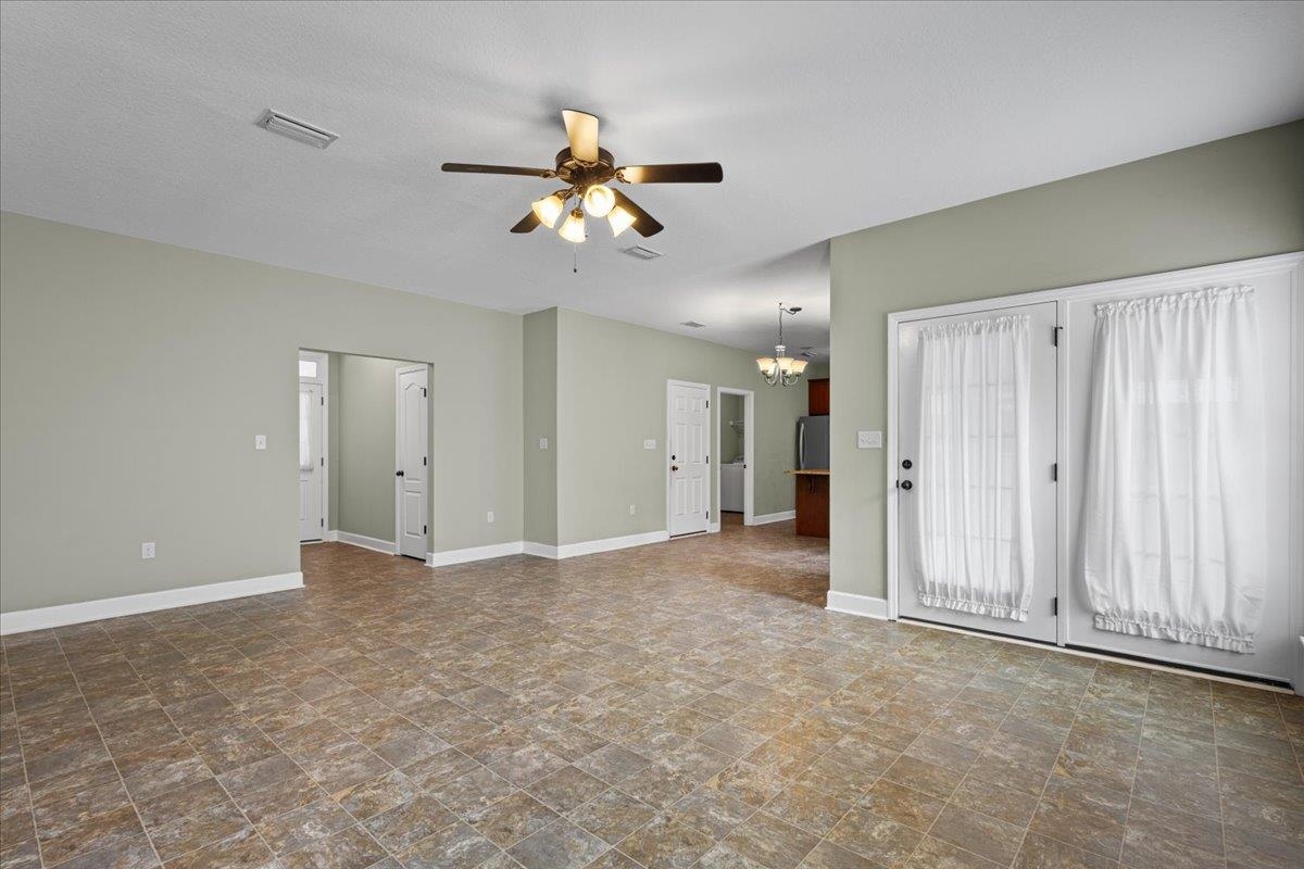 1164 NE Juniper Drive