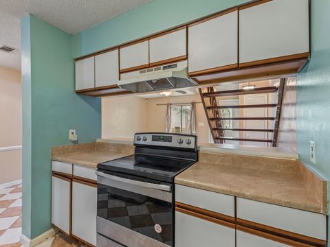 Tiny photo for 1812 Falconcrest Street, Tallahassee, FL 32303 (MLS # 393830)