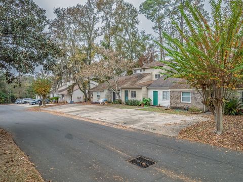 Tiny photo for 1812 Falconcrest Street, Tallahassee, FL 32303 (MLS # 393830)