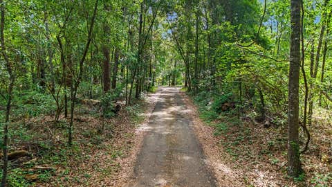 Tiny photo for 3101 Livingston Road, Tallahassee, FL 32303 (MLS # 400539)