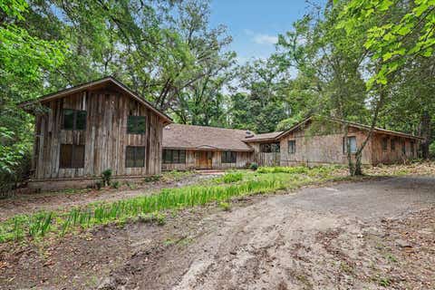 Tiny photo for 3101 Livingston Road, Tallahassee, FL 32303 (MLS # 400539)