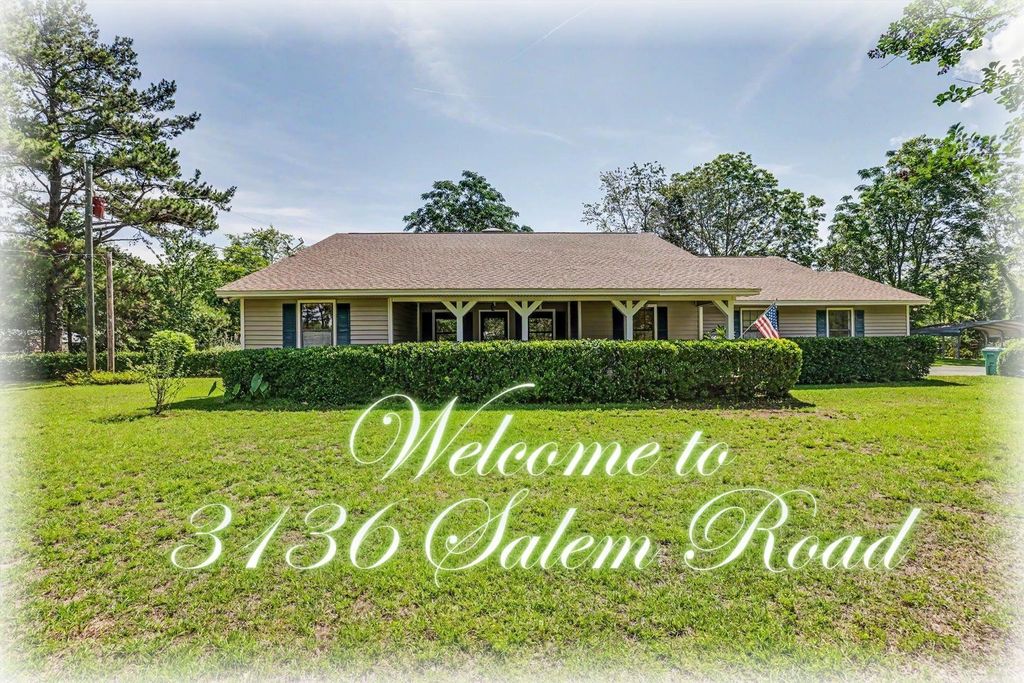 Photo of 3136 SALEM RD RD, Havana, FL 32333 (MLS # 400394)