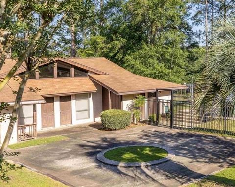 Tiny photo for 208 Westwood Drive, Tallahassee, FL 32304 (MLS # 395193)