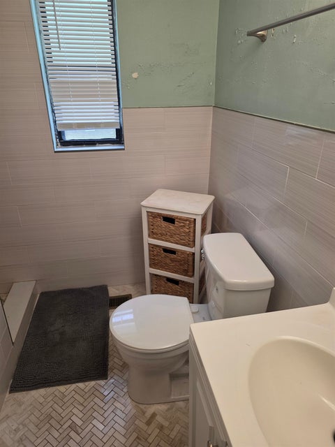 Tiny photo for 2030 Desiree Court, Tallahassee, FL 32304 (MLS # 402563)