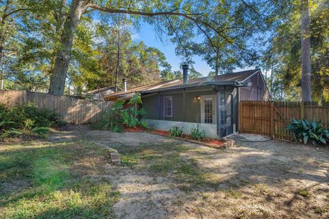 Tiny photo for 2062 Hanover Court, Tallahassee, FL 32303 (MLS # 394209)