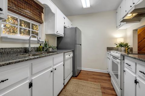 Tiny photo for 2062 Hanover Court, Tallahassee, FL 32303 (MLS # 394209)