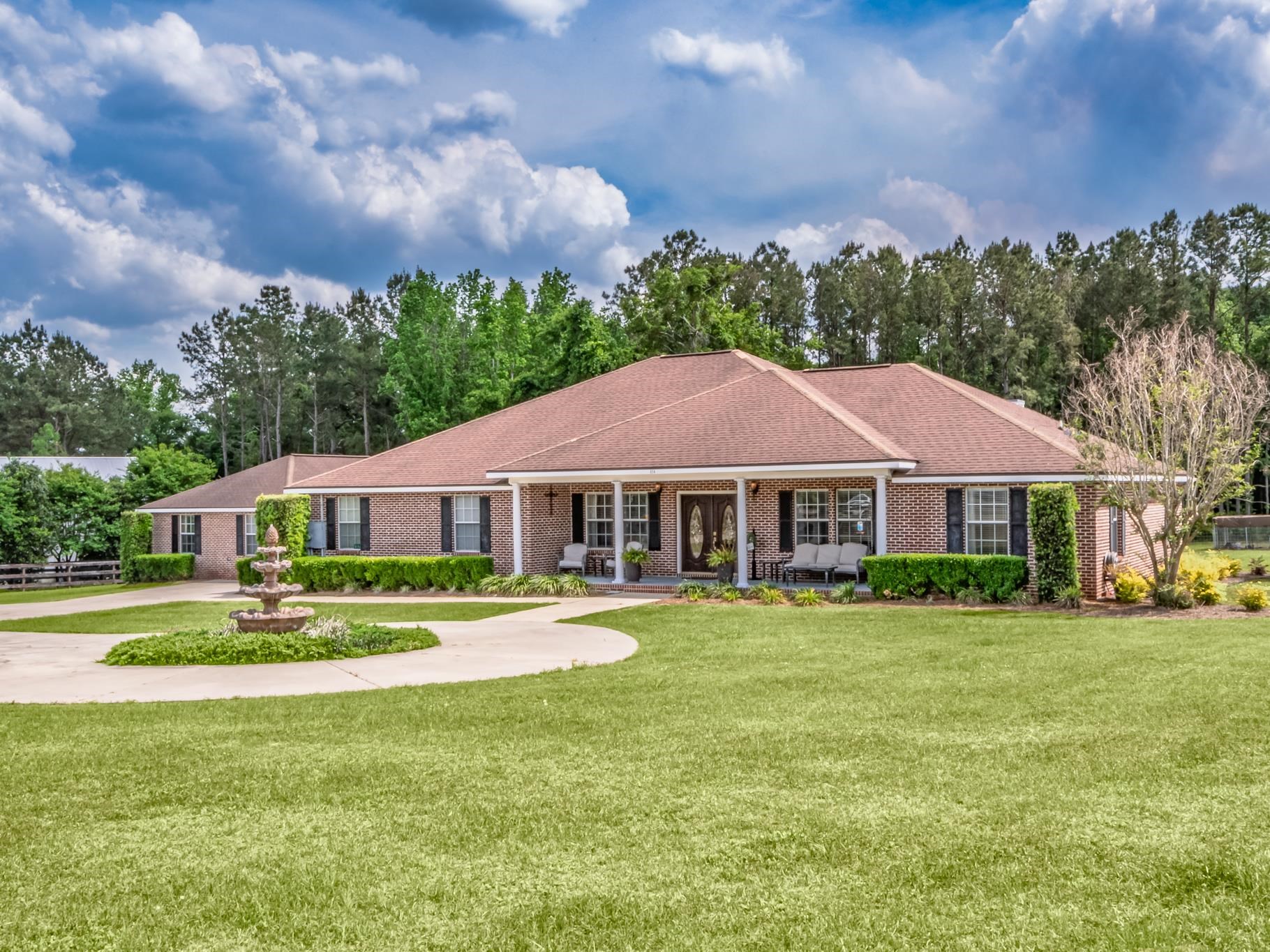 974 Hiawatha Farms Road