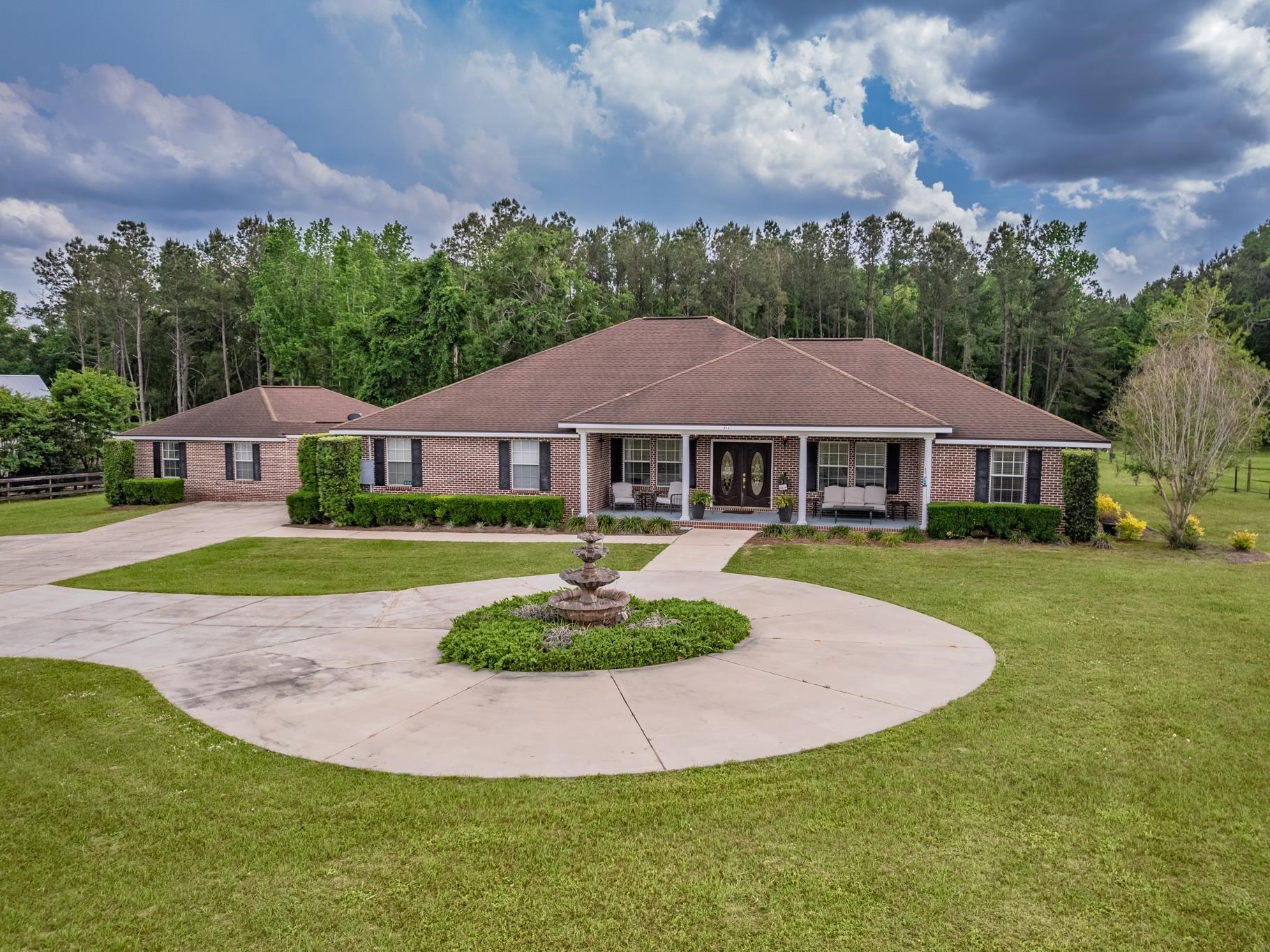 974 Hiawatha Farms Road