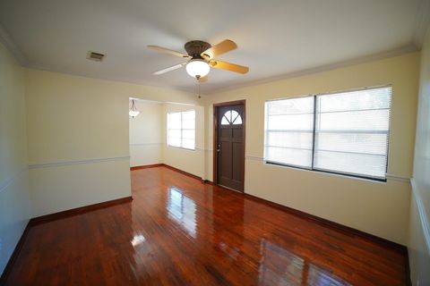 Tiny photo for 231 Gaile Avenue, Tallahassee, FL 32305 (MLS # 392398)