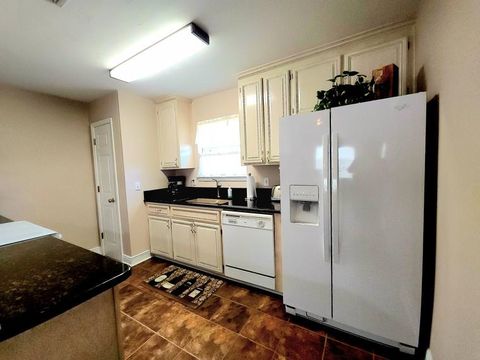 Tiny photo for 2107 Kinsley Lane, Tallahassee, FL 32308 (MLS # 390664)