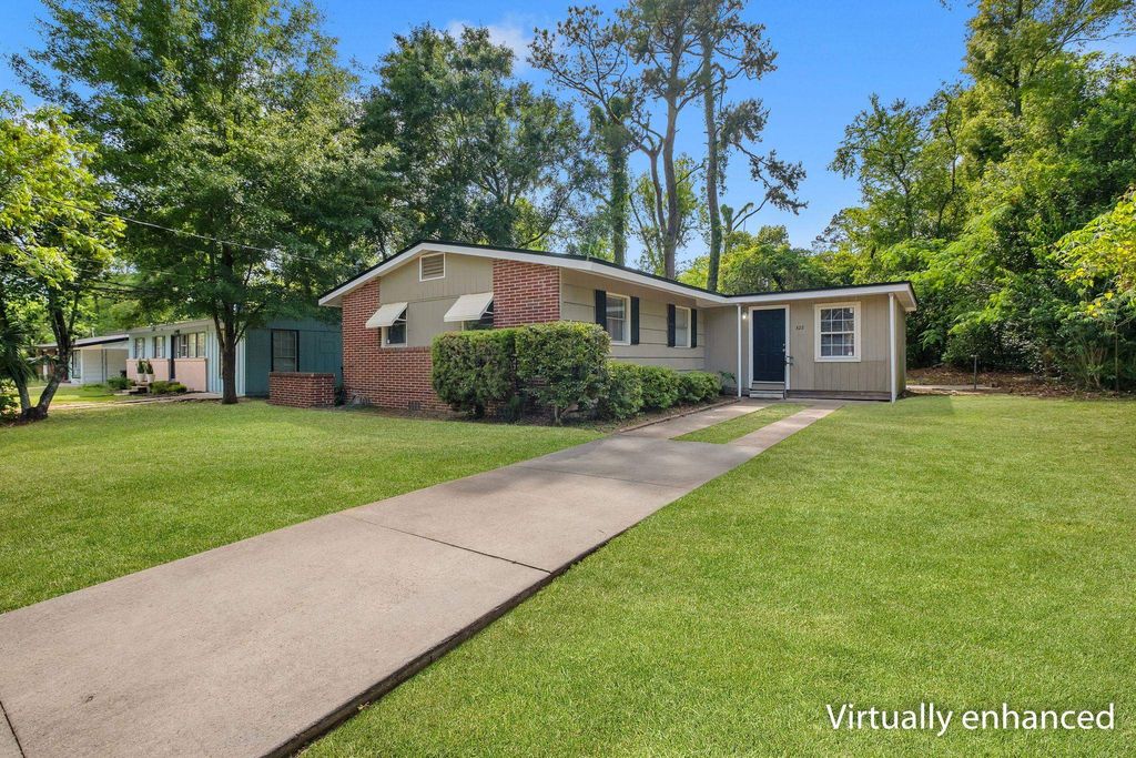Photo of 322 Meadowbrook Lane, Tallahassee, FL 32304 (MLS # 400118)