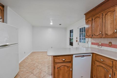 Tiny photo for 3411 Deer Lane Drive, Tallahassee, FL 32312 (MLS # 392101)