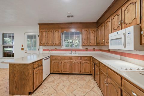 Tiny photo for 3411 Deer Lane Drive, Tallahassee, FL 32312 (MLS # 392101)