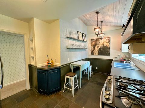 Tiny photo for 1200 Hawthorne Street, Tallahassee, FL 32308 (MLS # 392294)