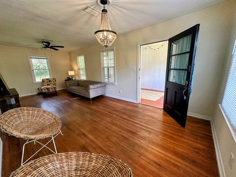 Tiny photo for 1200 Hawthorne Street, Tallahassee, FL 32308 (MLS # 392294)