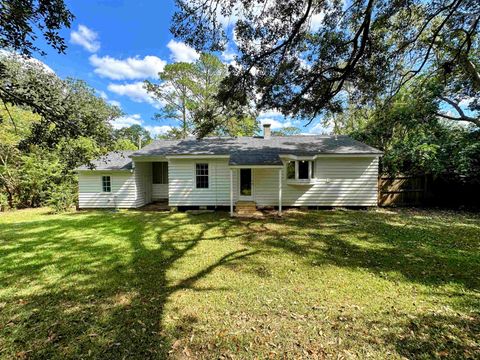 Tiny photo for 1200 Hawthorne Street, Tallahassee, FL 32308 (MLS # 392294)