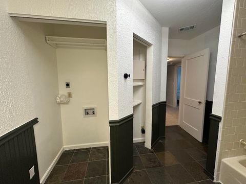 Tiny photo for 1200 Hawthorne Street, Tallahassee, FL 32308 (MLS # 392294)