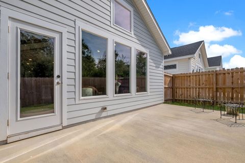 Tiny photo for 3693 MEADOW VISTA Lane, Tallahassee, FL 32308 (MLS # 398709)