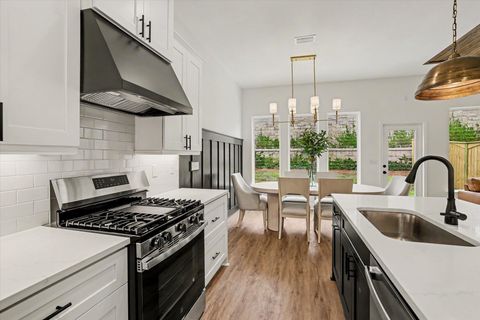 Tiny photo for 8385 Bull Headley Road, Tallahassee, FL 32312 (MLS # 398344)