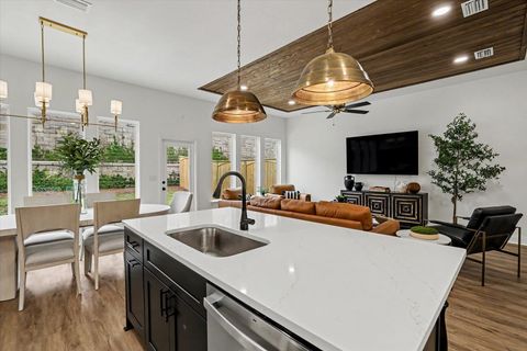 Tiny photo for 8385 Bull Headley Road, Tallahassee, FL 32312 (MLS # 398344)