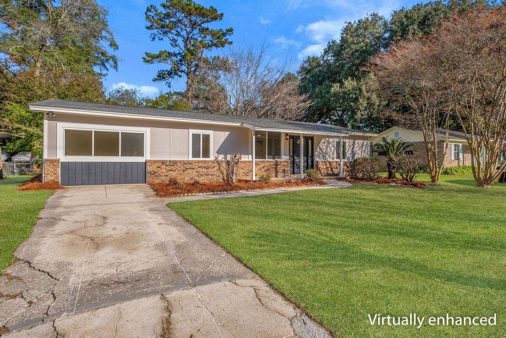 Photo of 2648 ONYX Trail, Tallahassee, FL 32303 (MLS # 394076)