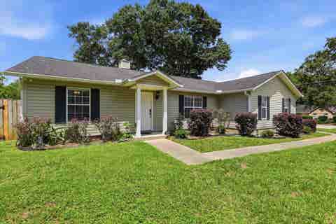 Tiny photo for 3208 Majestic Prince Trail, Tallahassee, FL 32309 (MLS # 402423)