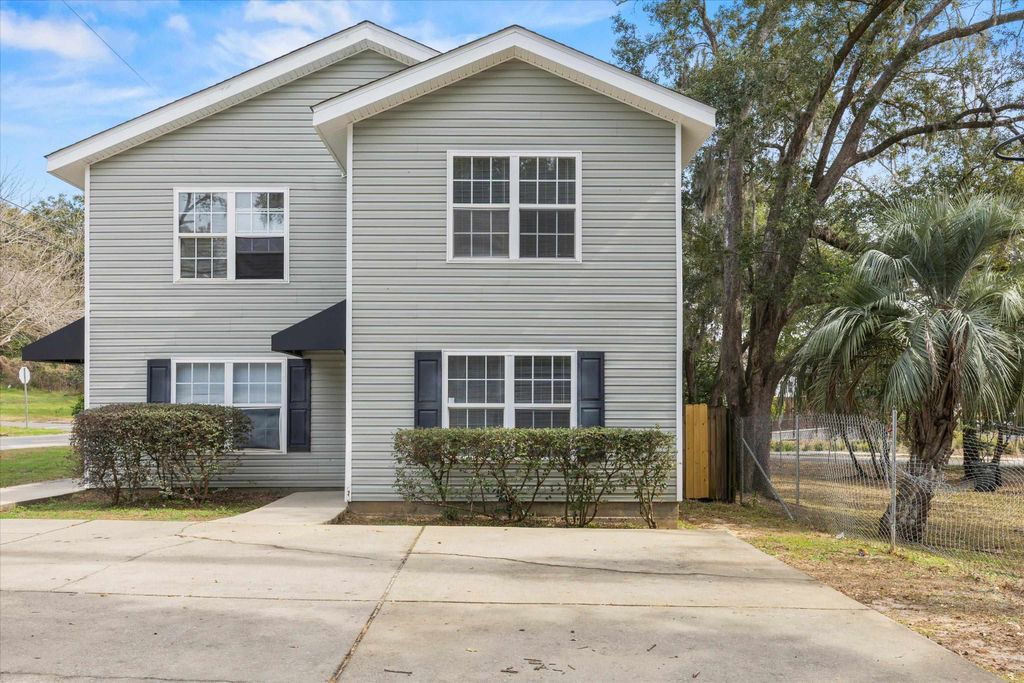 Photo of 735 Putnam Drive #1, Tallahassee, FL 32301 (MLS # 398701)