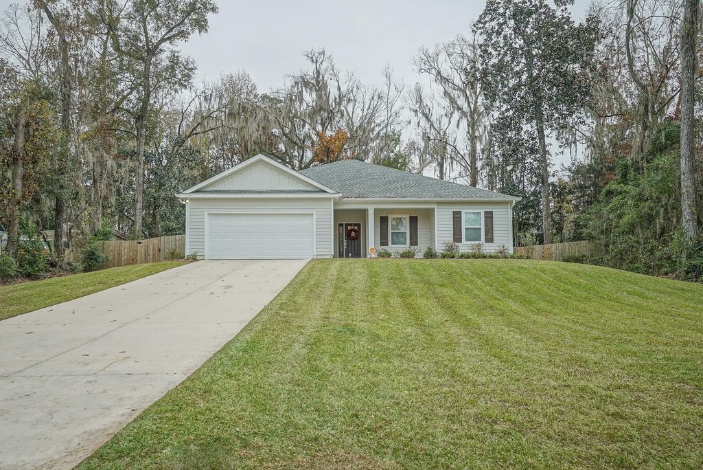 Photo of 2411 Mexia Avenue, Tallahassee, FL 32304 (MLS # 394569)