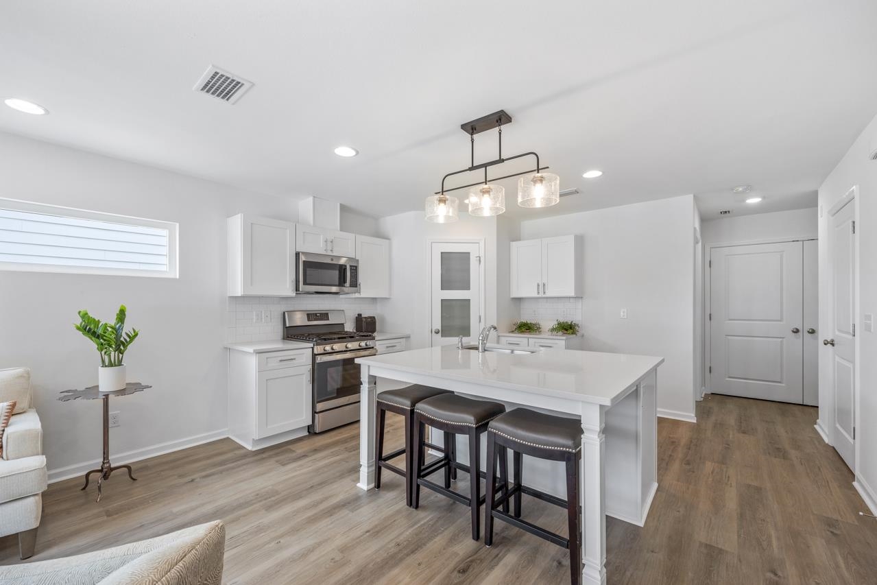 2852 Mews Landing