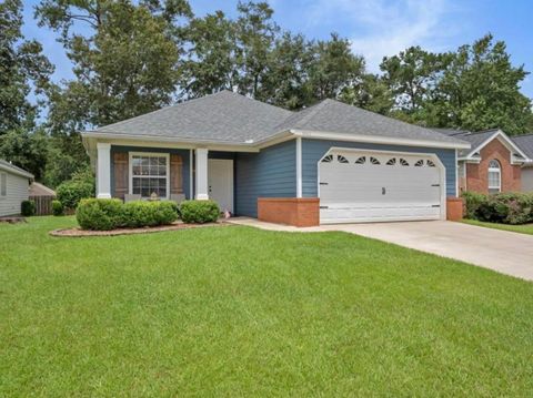 Photo of 9405 Windam Way, Tallahassee, FL 32312 (MLS # 398289)