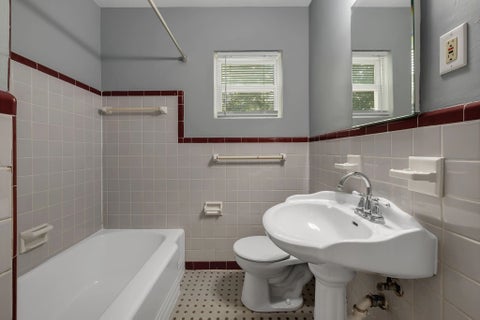 Tiny photo for 944 Spottswood Drive, Tallahassee, FL 32308 (MLS # 401559)