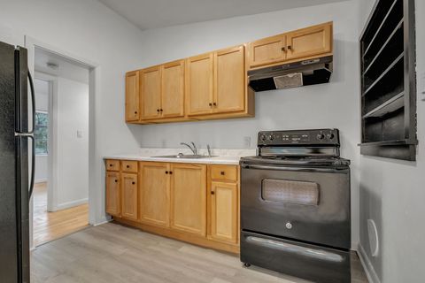 Tiny photo for 2052 Hillsborough Street, Tallahassee, FL 32310 (MLS # 391921)