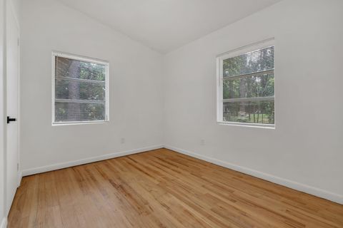 Tiny photo for 2052 Hillsborough Street, Tallahassee, FL 32310 (MLS # 391921)
