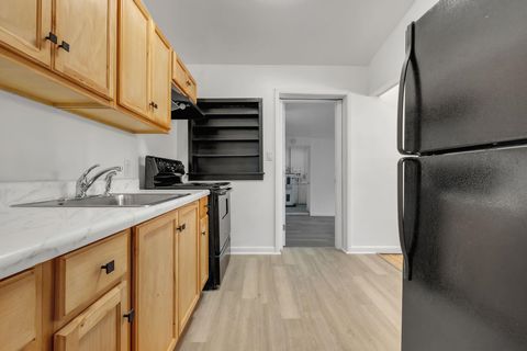 Tiny photo for 2052 Hillsborough Street, Tallahassee, FL 32310 (MLS # 391921)