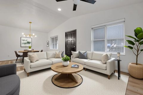Tiny photo for 2052 Hillsborough Street, Tallahassee, FL 32310 (MLS # 391921)