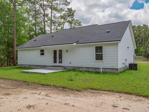 Tiny photo for 125 Eastgate Way, Crawfordville, FL 32327 (MLS # 399222)