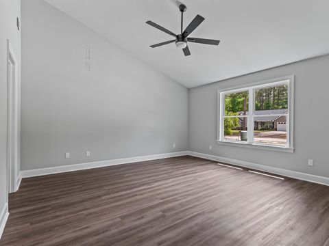 Tiny photo for 125 Eastgate Way, Crawfordville, FL 32327 (MLS # 399222)
