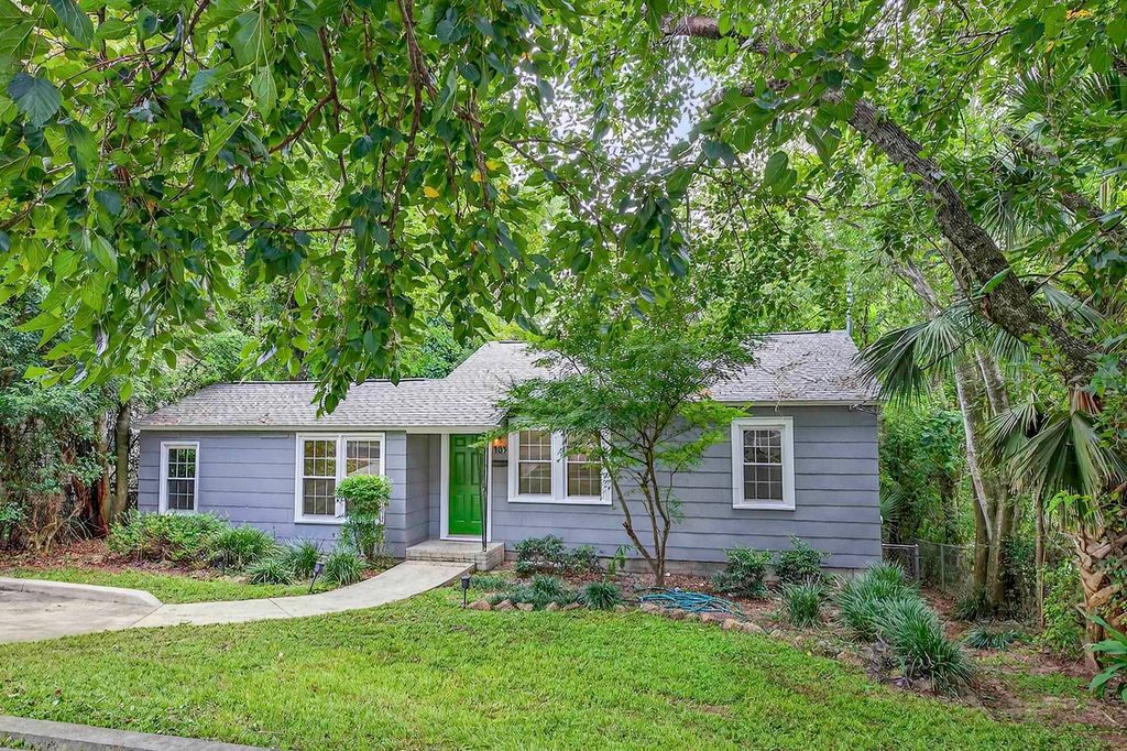 Photo of 405 Perkins Street, Tallahassee, FL 32301 (MLS # 390466)