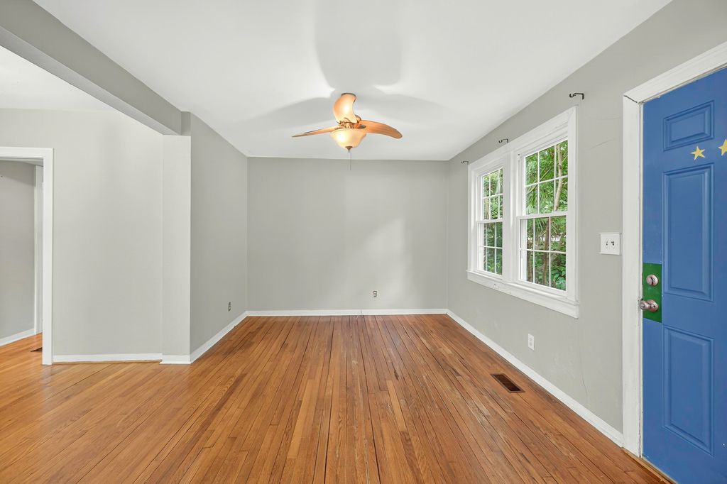 Photo of 405 Perkins Street, Tallahassee, FL 32301 (MLS # 390466)