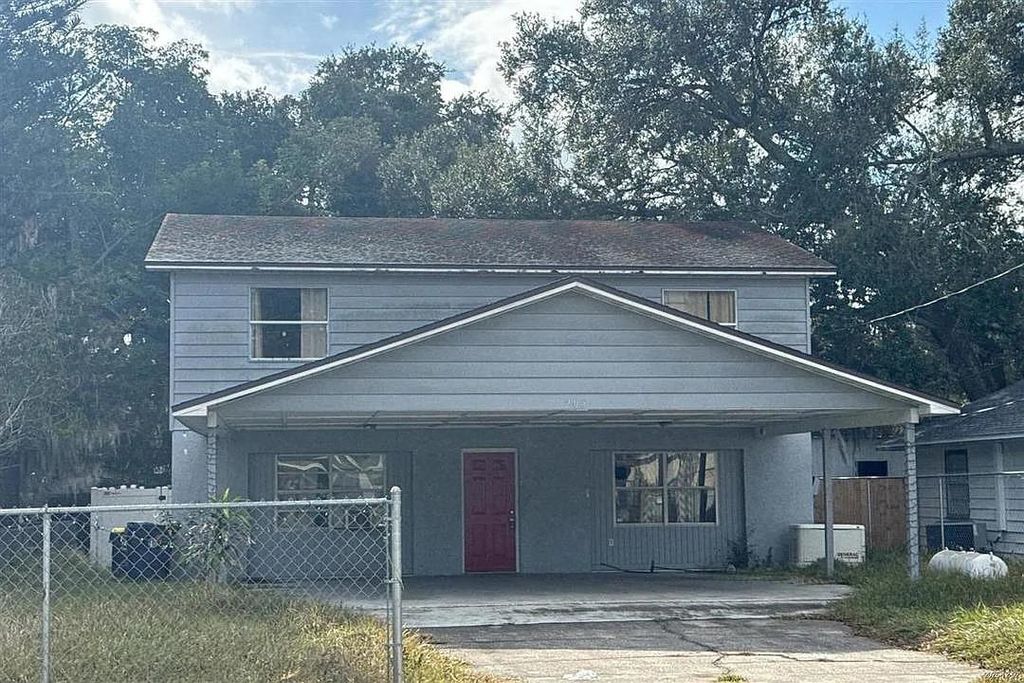 Photo of 205 Dixie Highway, Other Florida, FL 33823 (MLS # 394635)