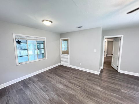 Tiny photo for 3916 Cates Avenue, Tallahassee, FL 32310 (MLS # 391719)