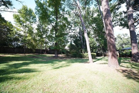 Tiny photo for 352 Meadow Ridge Drive, Tallahassee, FL 32312 (MLS # 397983)