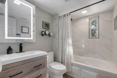 Tiny photo for 340 S FRANKLIN Boulevard, Tallahassee, FL 32301 (MLS # 396005)