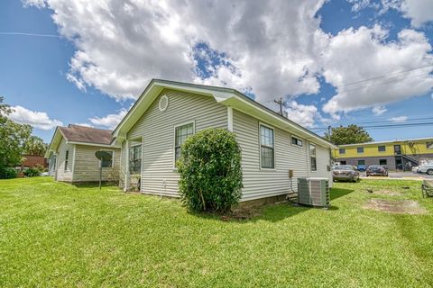 A home in TALLAHASSEE